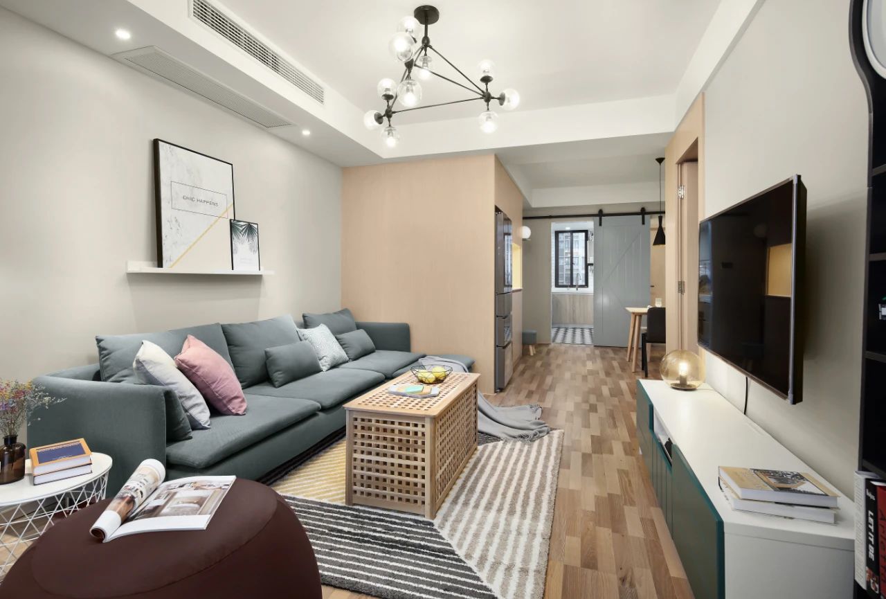 �y�����@